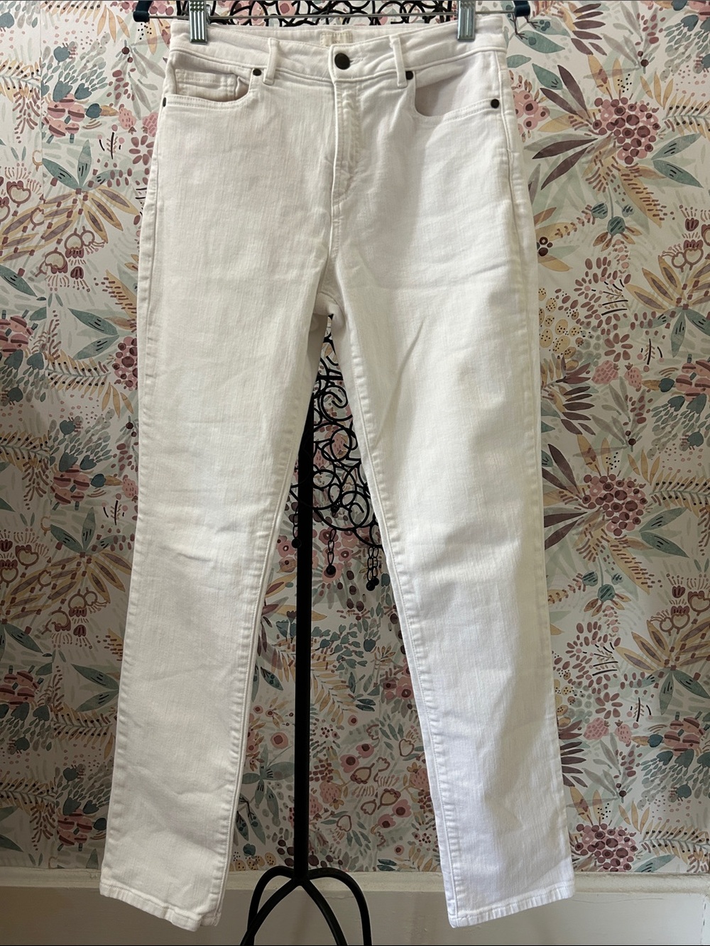 ANN MASHBURN White High-Rise Straight Leg Jeans Size 27 Stretch